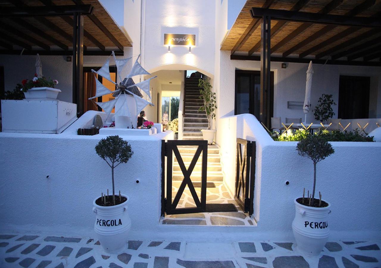 Pergola Aparthotel Livadi  Exteriör bild