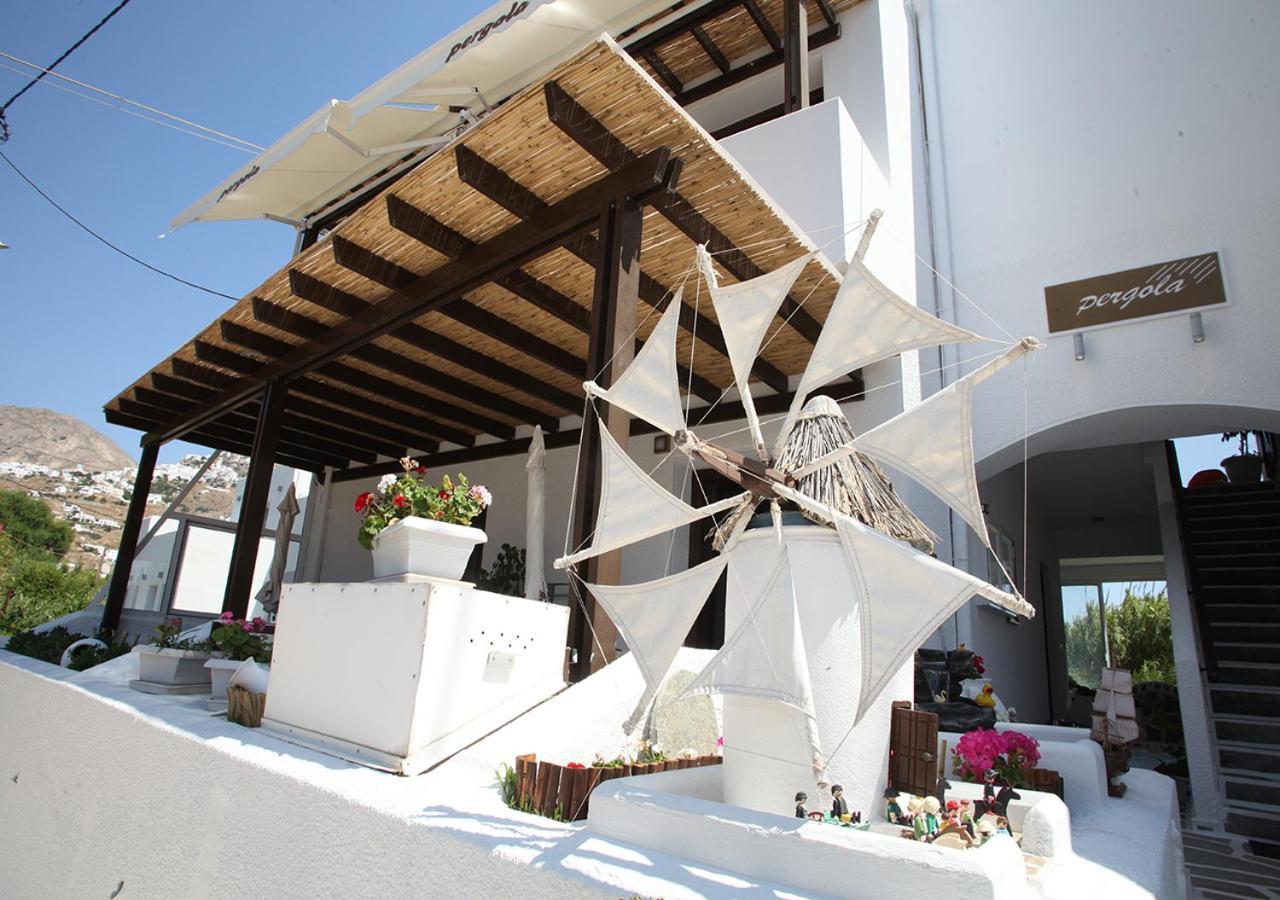 Pergola Aparthotel Livadi  Exteriör bild