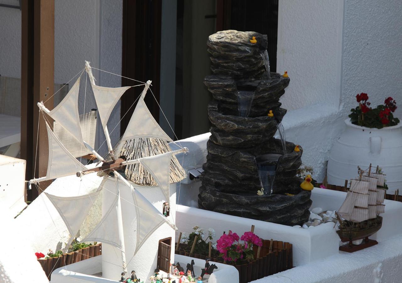 Pergola Aparthotel Livadi  Exteriör bild