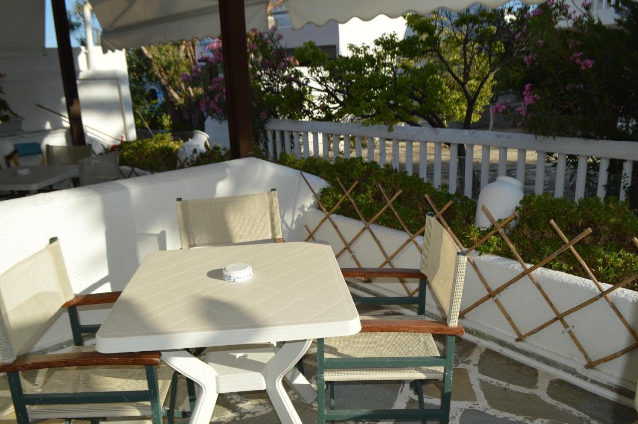 Pergola Aparthotel Livadi  Exteriör bild